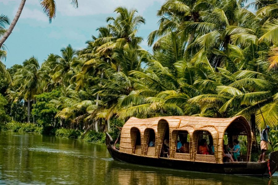 “God’s Own Country” Kerala 6N 7D